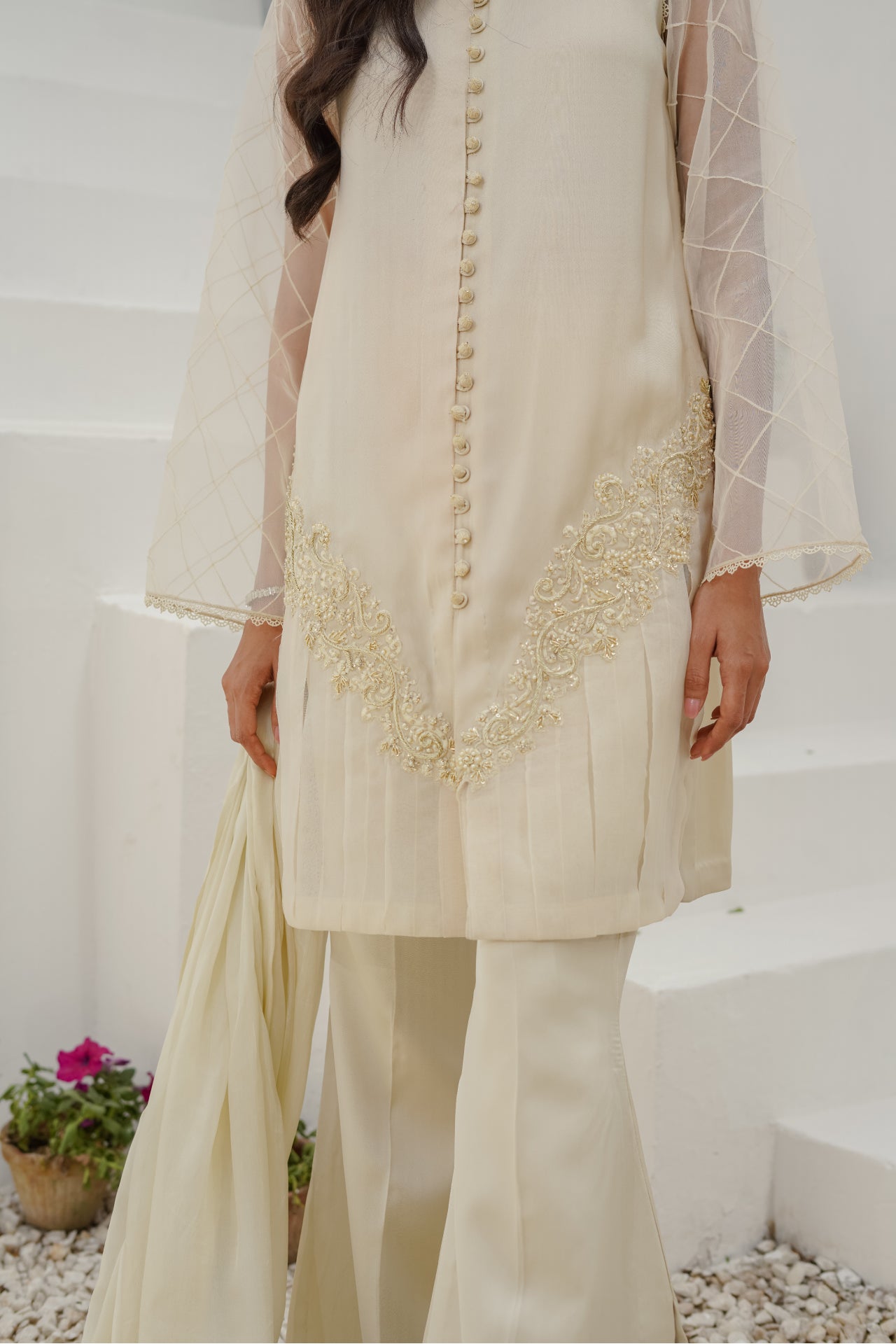 Nora Ivory EMBROIDERED SILK SHIRT WITH PANT